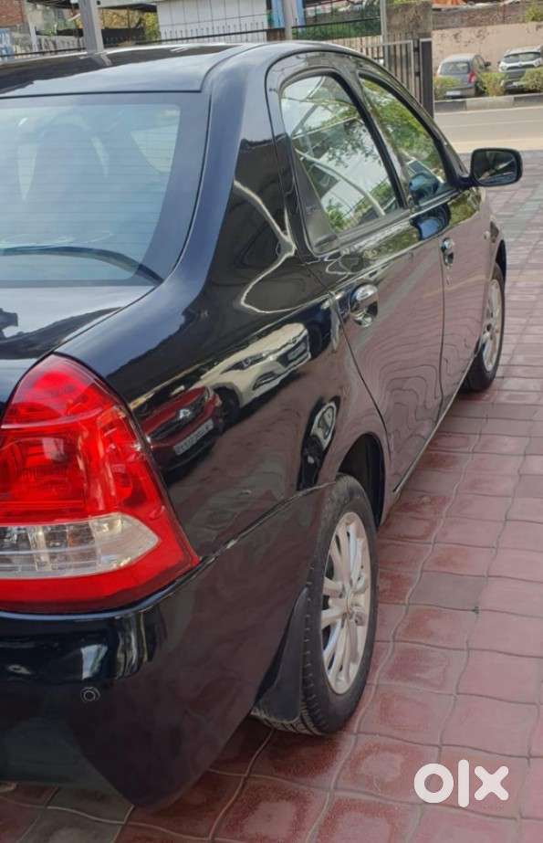 Toyota Etios, 2011, Petrol