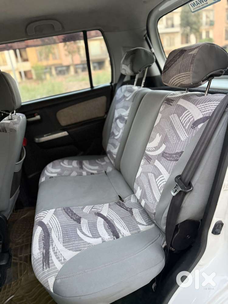 Maruti Suzuki Wagon R Vxi Amt Opt, 2016, Petrol