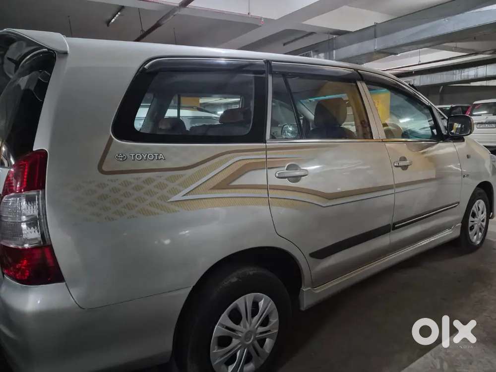 Innova Diesel 2012 Model.with 2keys