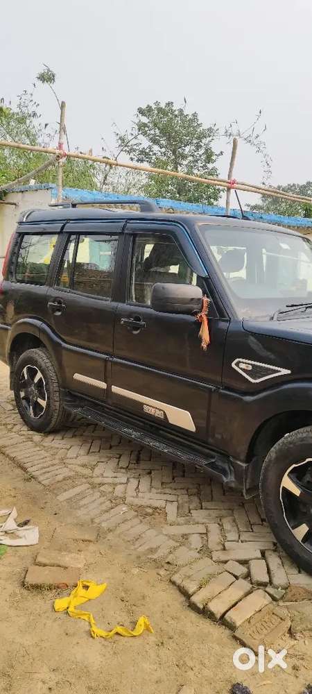 Mahindra Scorpio Classic 2023 Diesel 42000 Km Driven