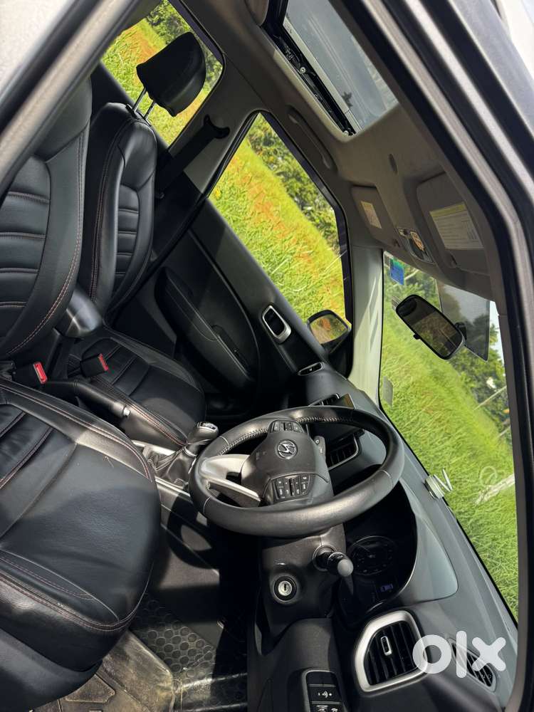 Hyundai Venue 1.0 Sx (o) Turbo Imt, 2022, Petrol