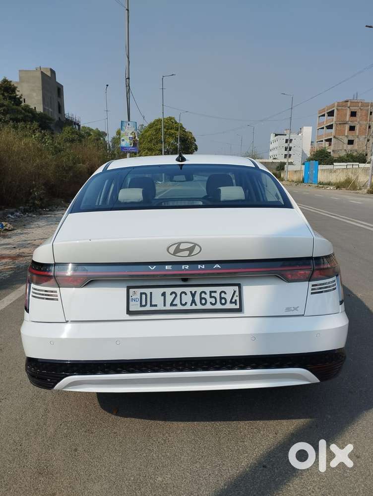 Hyundai Fluidic Verna 1.6 Vtvt S (o) Automatic, 2023, Petrol