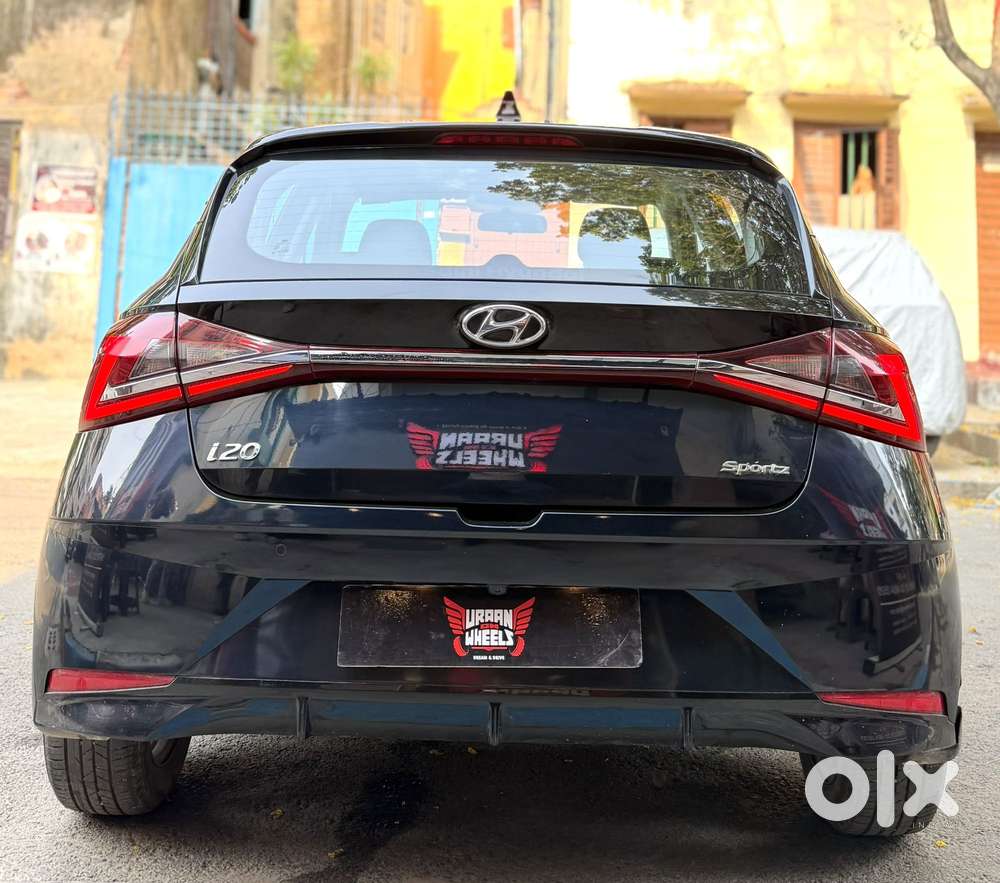 Hyundai I20 Sportz 1.2 Ivt, 2023, Petrol