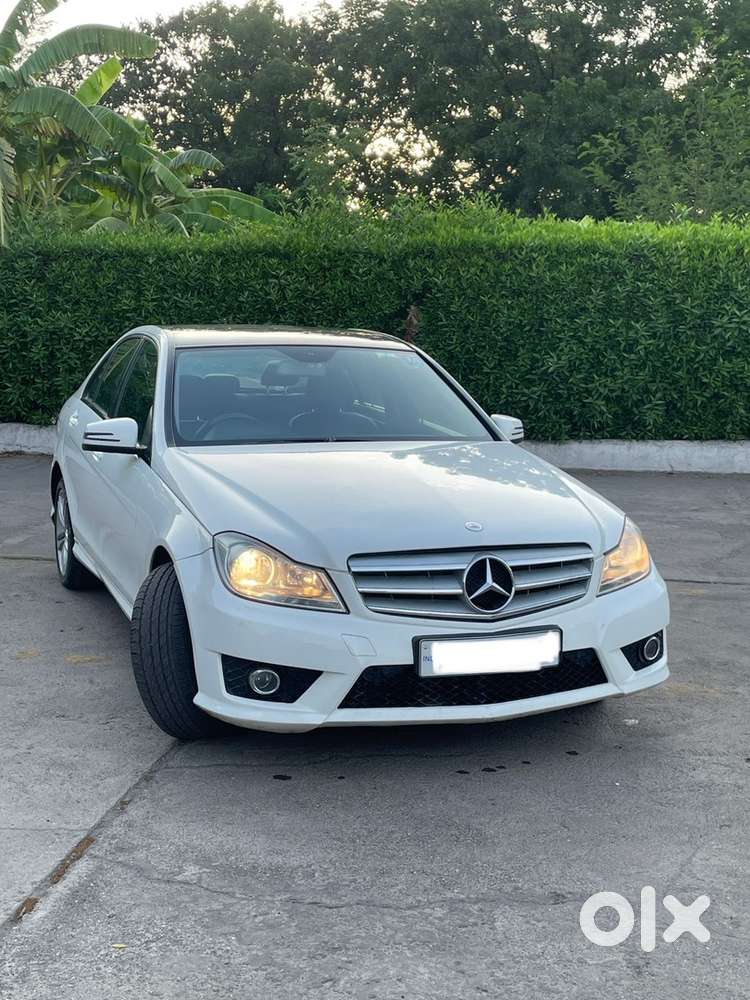 Mercedes-benz C220 (2013)  - 98,000 Km - Excellent Condition