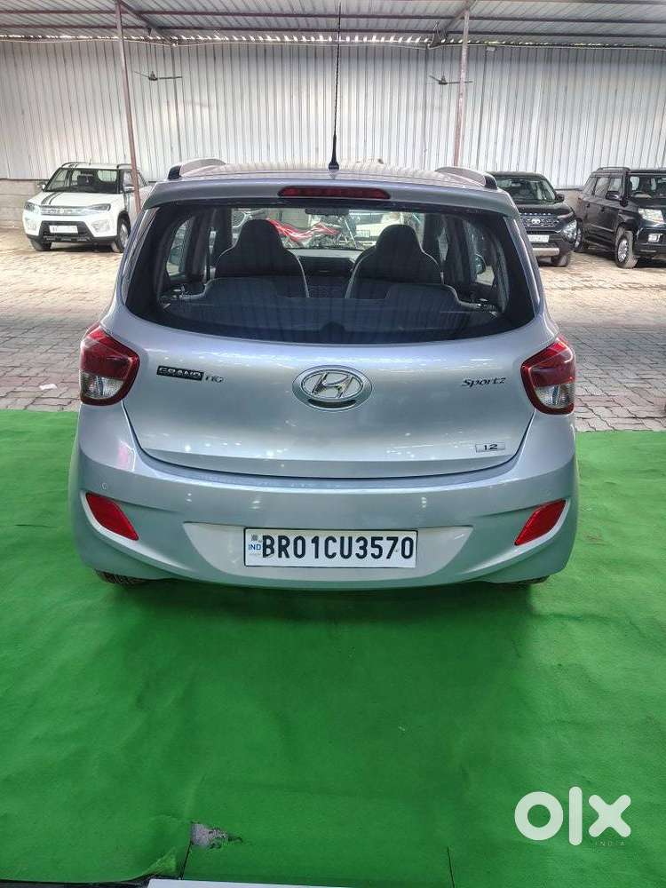 Hyundai Grand I10 Sportz, 2016, Petrol