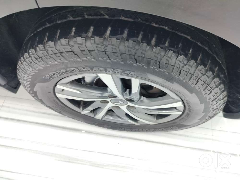 Mahindra Xuv700 2.2 Ax 5 Diesel At 7 Str, 2022, Diesel