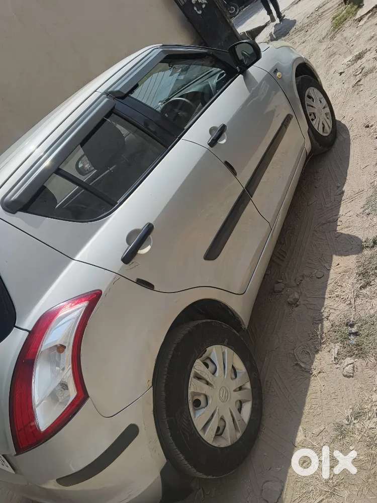 Maruti Suzuki Swift 2016 Petrol 68000 Km Driven