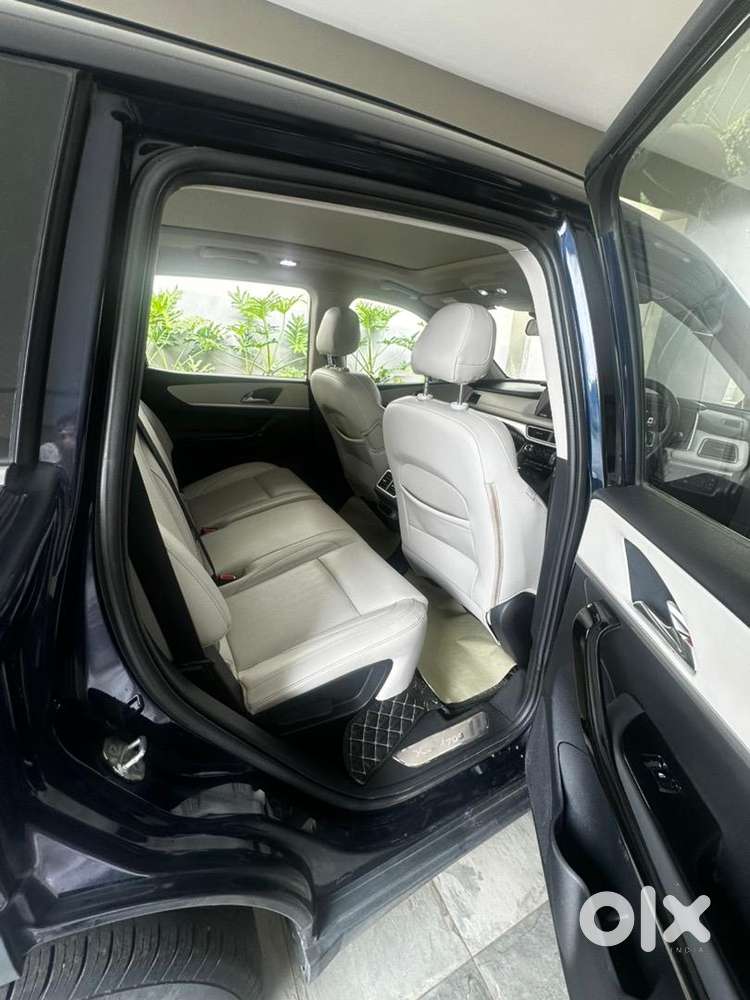 Mahindra Xuv700 2021 Petrol Good Condition