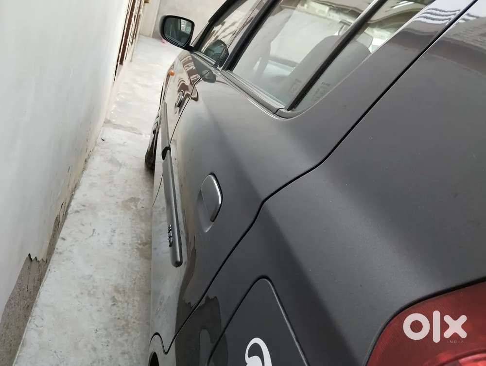 Good Condition Single Hand