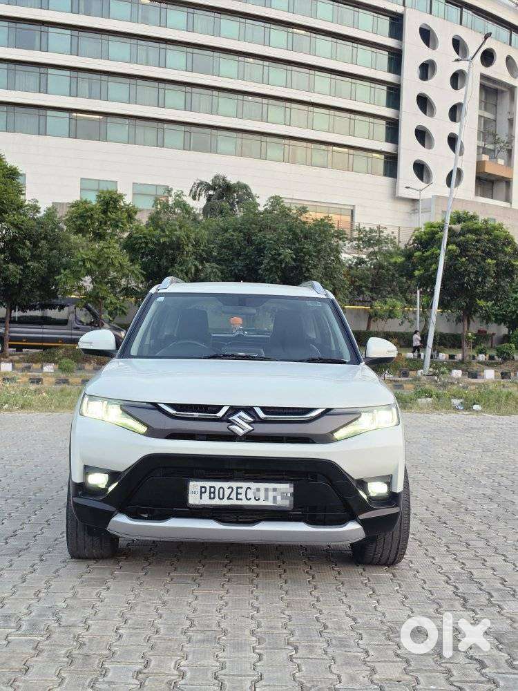 Maruti Suzuki Brezza 1.5 Zxi At Smart Hybrid, 2022, Cng & Hybrids