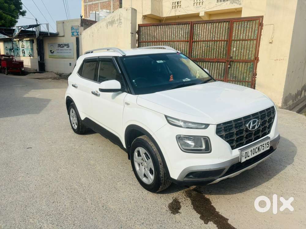 Hyundai Venue Petrol 2020