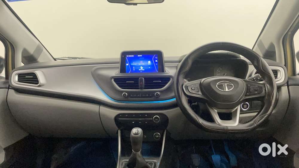 Tata Altroz Xz, 2020, Petrol