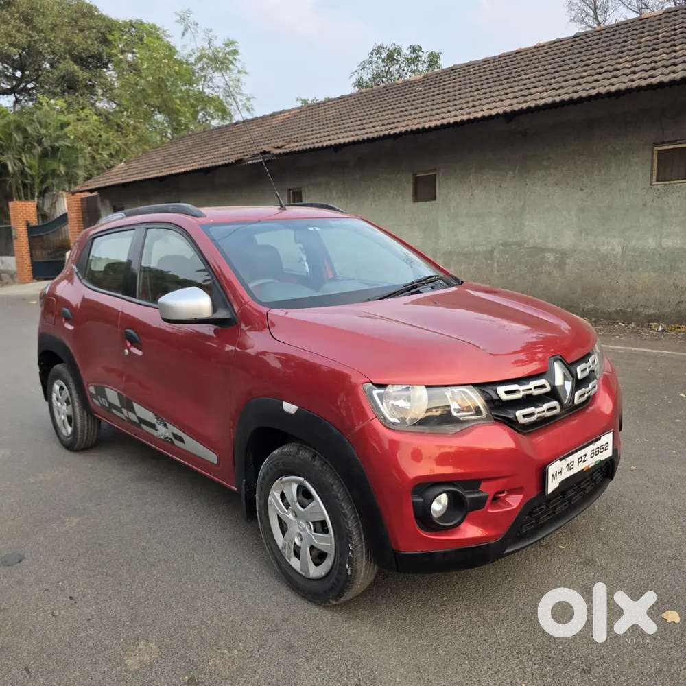 Renault Kwid Automatic 2018 Airbags Top Variant.