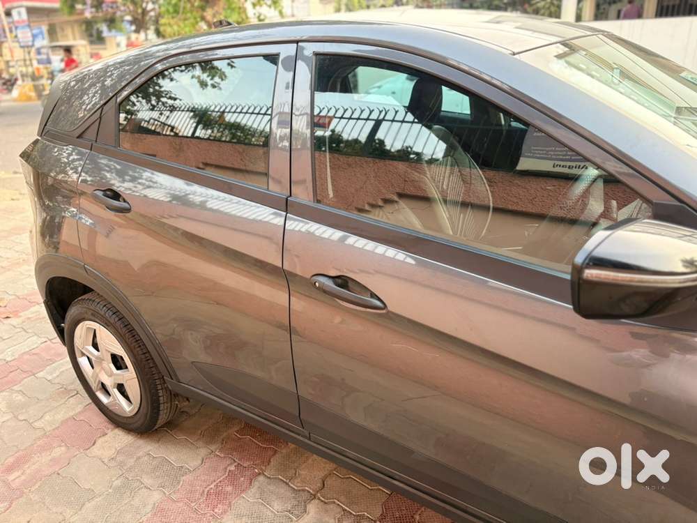 Tata Nexon 2024 Petrol Well Maintained