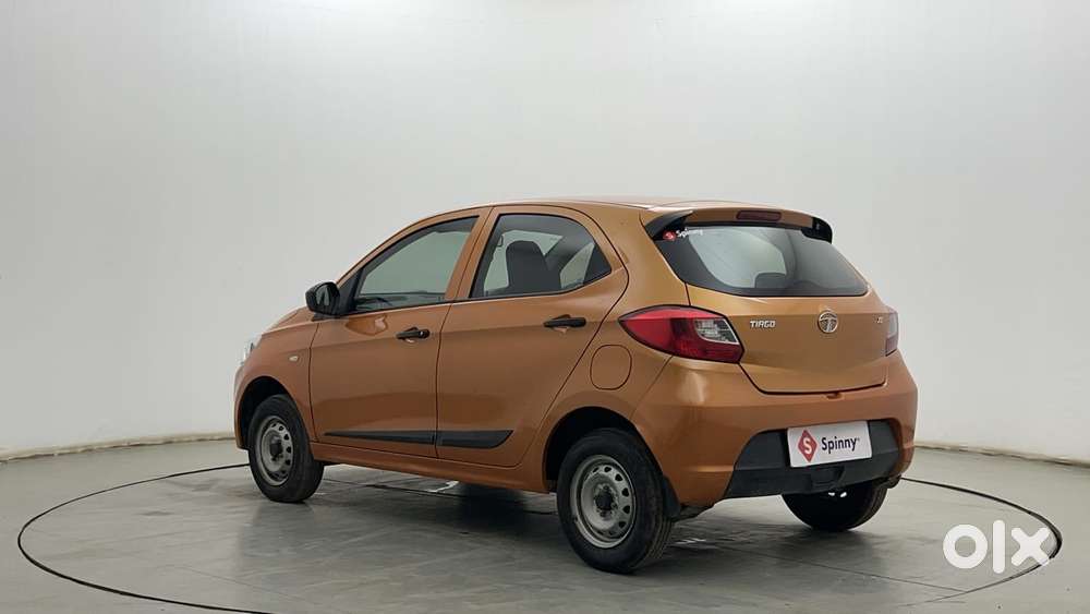 Tata Tiago Xe, 2018, Petrol