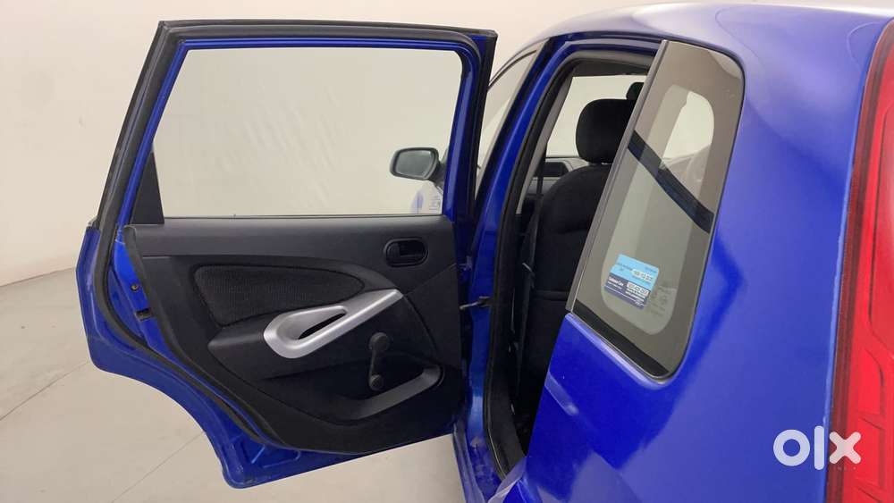 Ford Figo 2010-2012 Petrol Zxi, 2013, Petrol