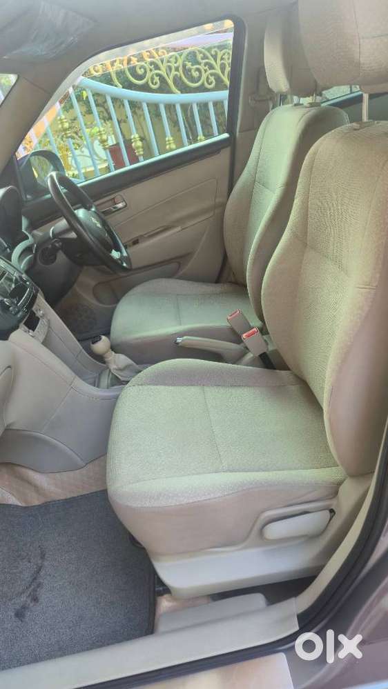 Maruti Suzuki Swift Dzire Zdi Bsiv, 2014, Diesel