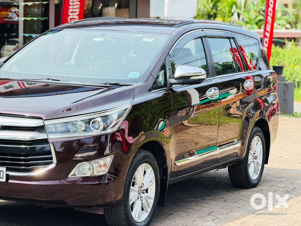 Toyota Innova Crysta 2.8z Automatic, 2017, Diesel