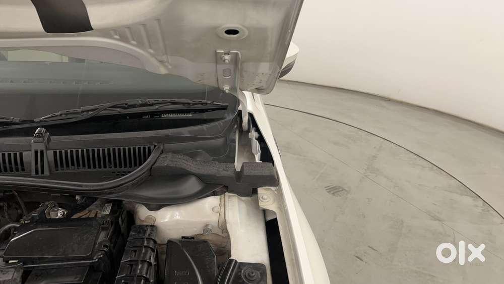 Skoda Slavia Style 1.0l Tsi At, 2022, Petrol