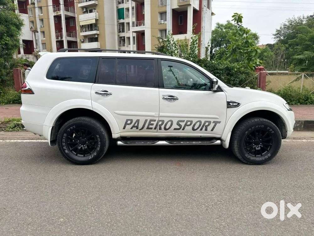 Mitsubishi Pajero Sport 2.5 Manual, 2014, Diesel