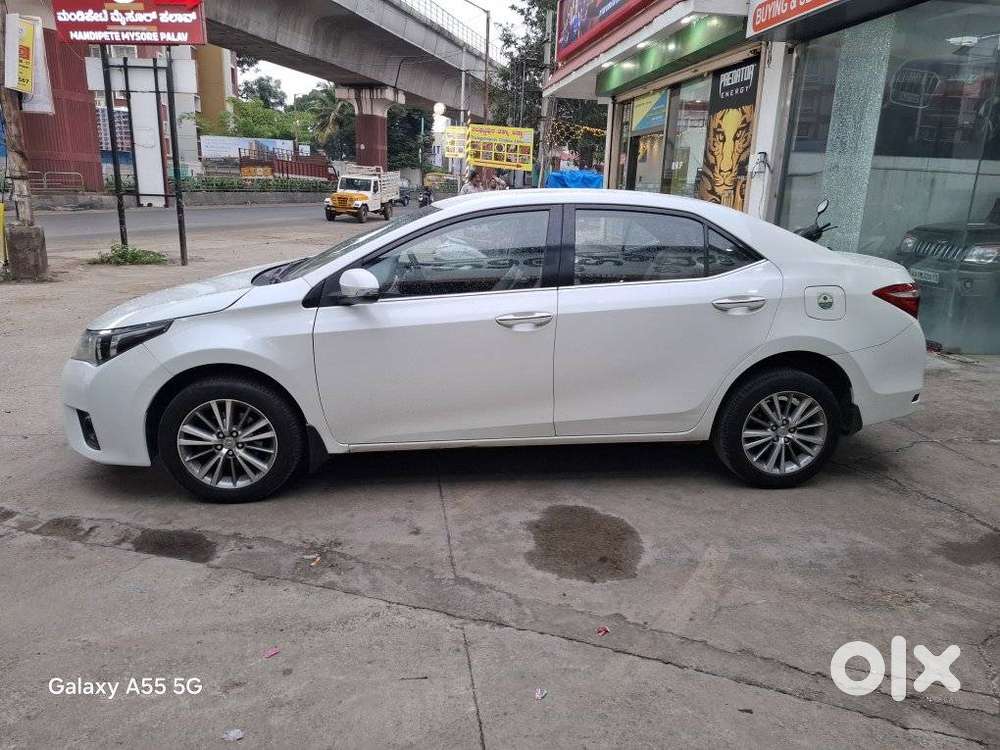 Toyota Corolla Altis Vl At, 2016, Petrol