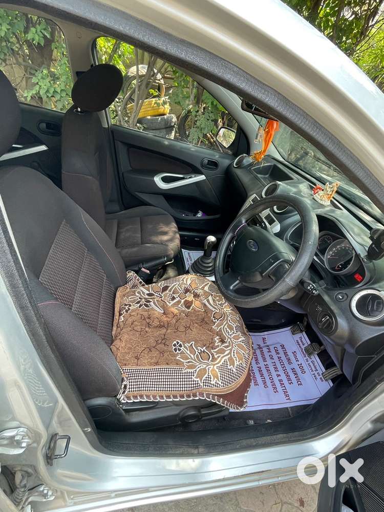 Urgent Sell Figo Petrol Tip Top Condition With Jbl Woofer And Top Tyer