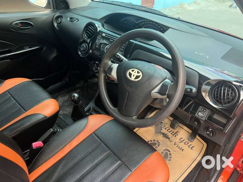 Toyota Etios Cross, 2015, Petrol