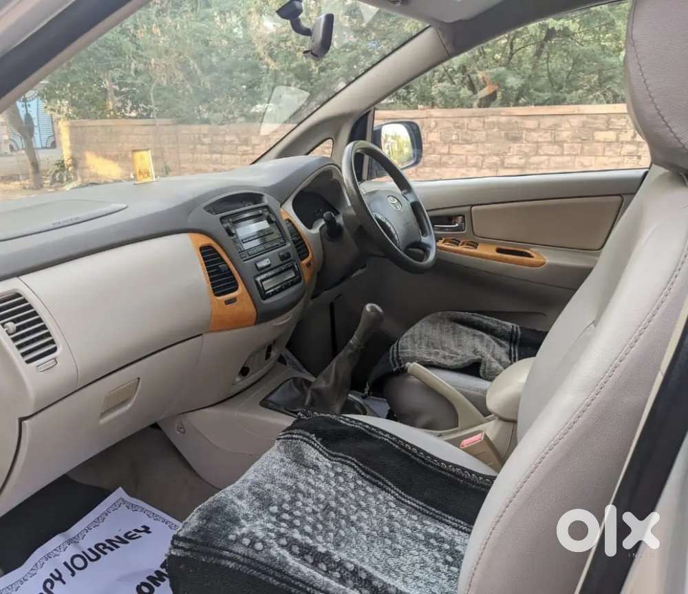 Toyota Innova 2011 Diesel Well Maintained