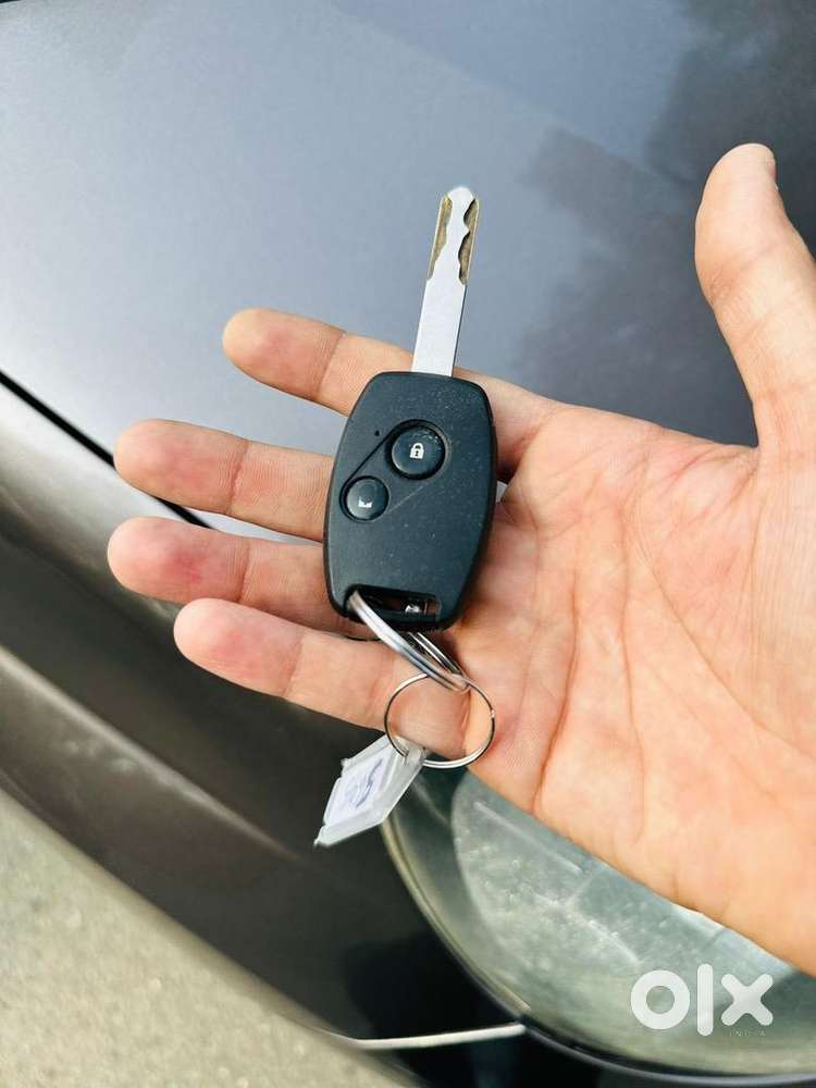 Honda Amaze 2015 Petrol Good Condition \\ First Owner Full Insurance