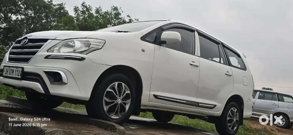 Toyota Innova Diesel 2014