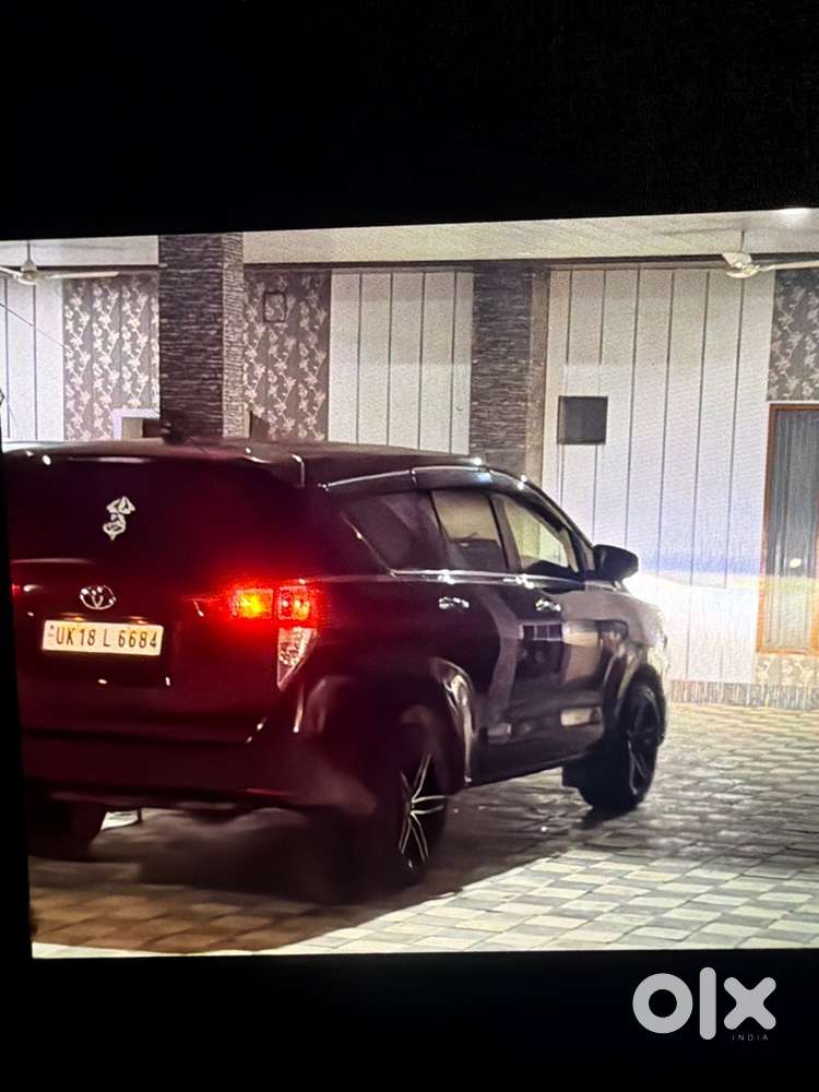 Toyota Innova Crysta Diesel Well Maintained