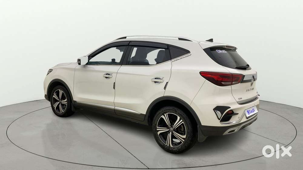 Mg Astor 1.5 Savvy Cvt S Red, 2022, Petrol