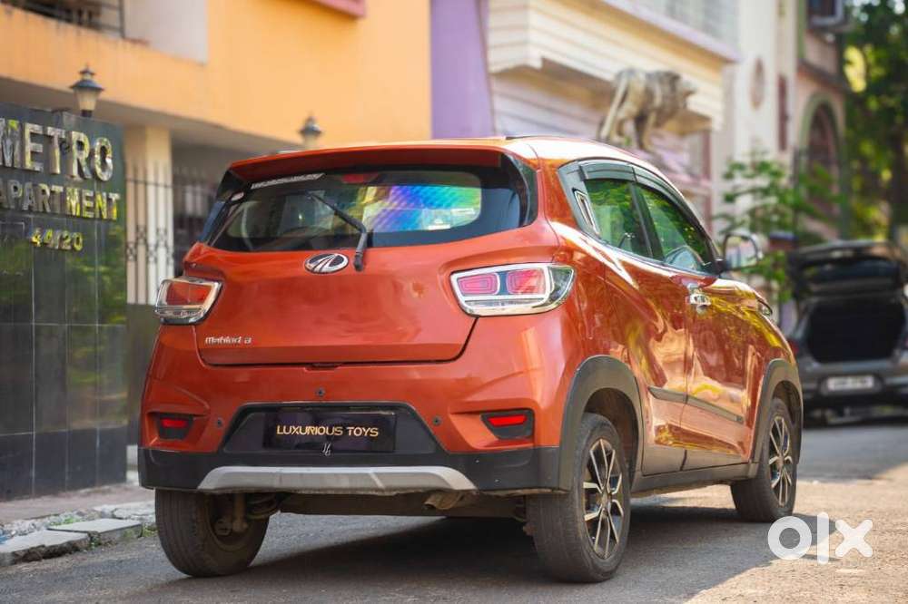 Mahindra Kuv 100 Mahindra-kuv-100-d75-k8, 2019, Petrol