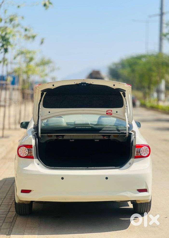 Toyota Corolla Altis 2010-2013 G, 2013, Petrol
