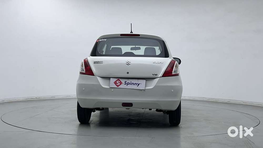 Maruti Suzuki Swift Vxi Optional, 2017, Petrol