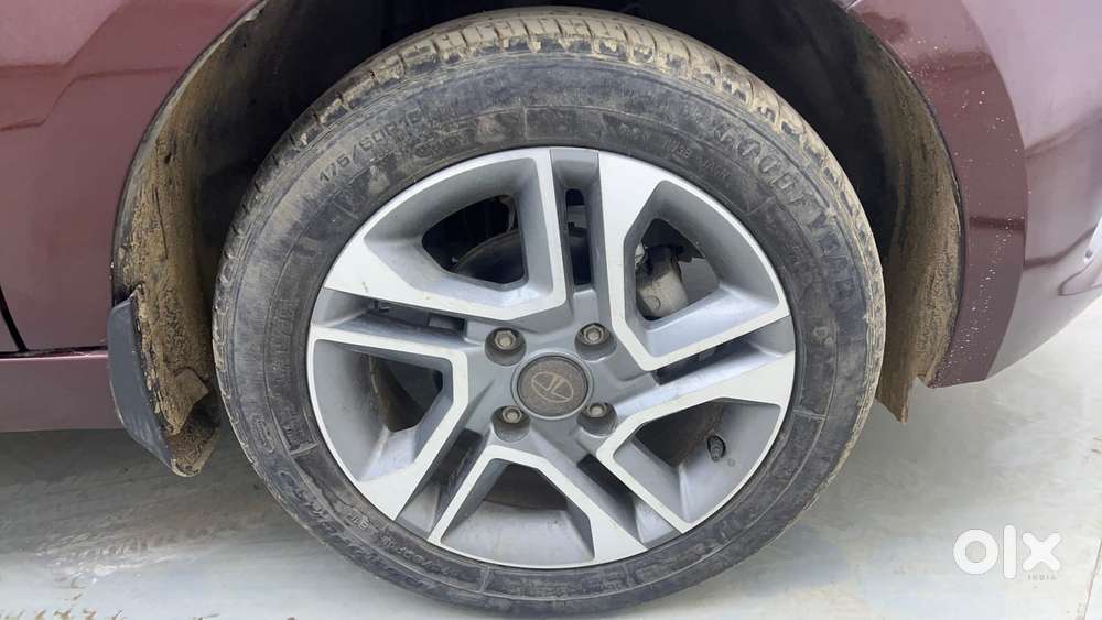 Tata Tigor Xza Plus, 2022, Petrol