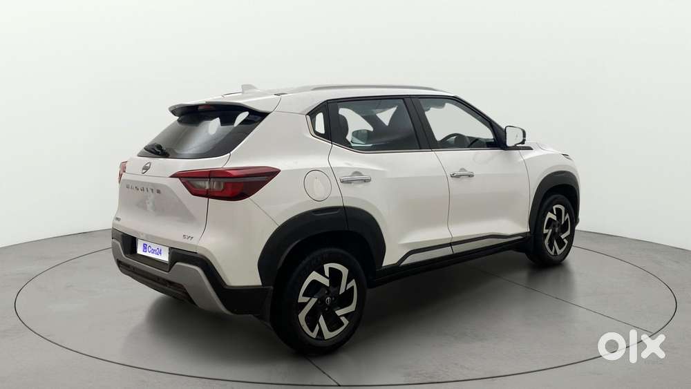 Nissan Magnite 1.0 Xv Premium Turbo Cvt, 2022, Petrol