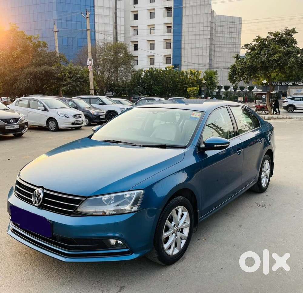 Volkswagen Jetta Petrol Sep 2015