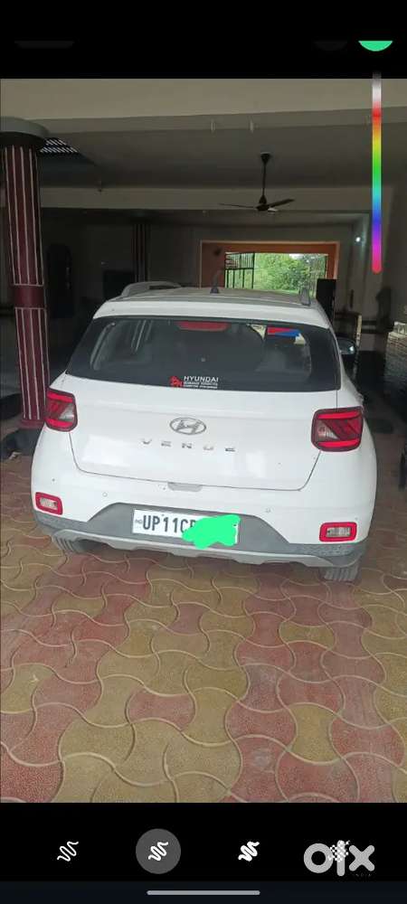 Hyundai Venue 2021 Petrol 19000 Km Driven