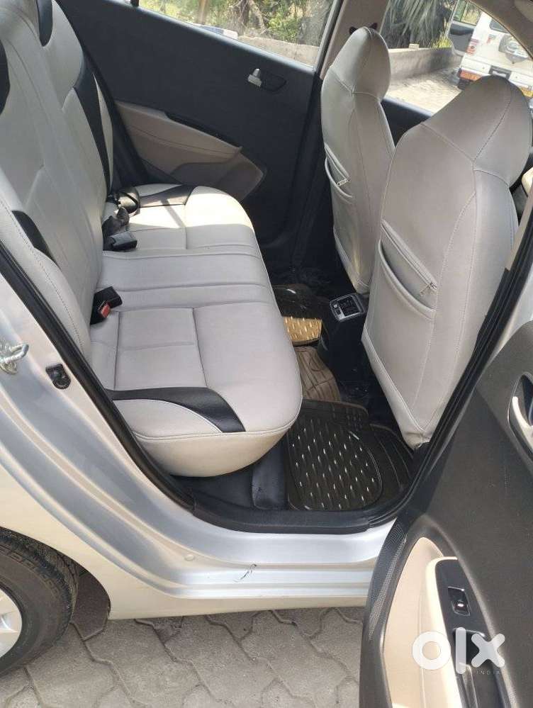 Hyundai Grand I10 2013-2016 Sportz, 2015, Petrol