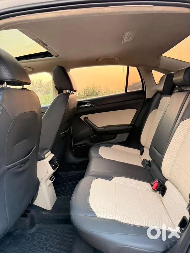 Skoda Slavia Style 1.0l Tsi At, 2023, Petrol