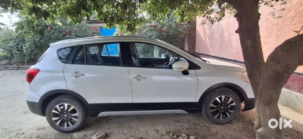 Maruti Suzuki S-cross 2022