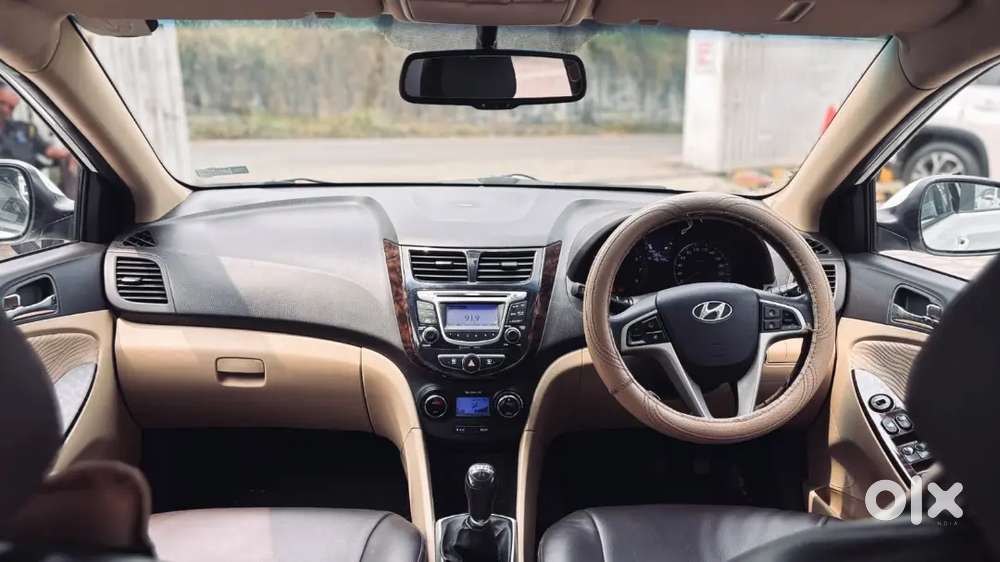 Hyundai Verna Petrol 2013