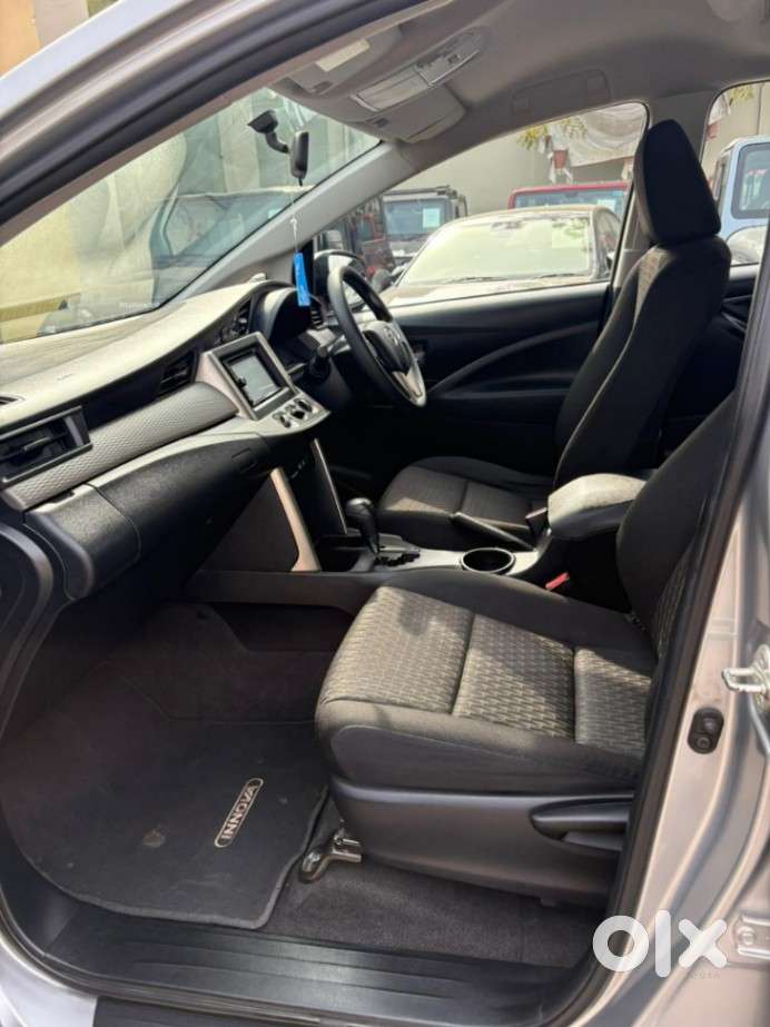 Toyota Innova Crysta 2.8 Gx At 7 Str, 2017, Diesel