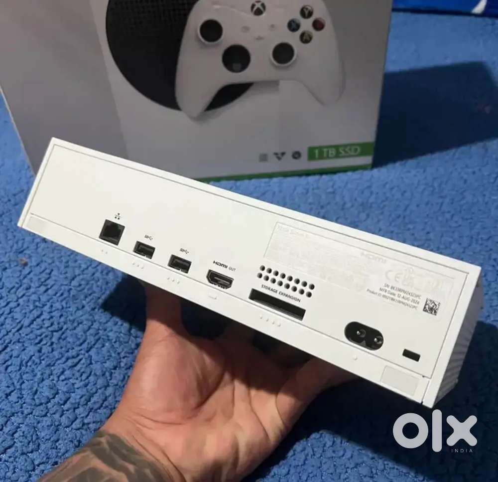 Microsoft Xbox Series S 1TB All Digital Console , White - Games
