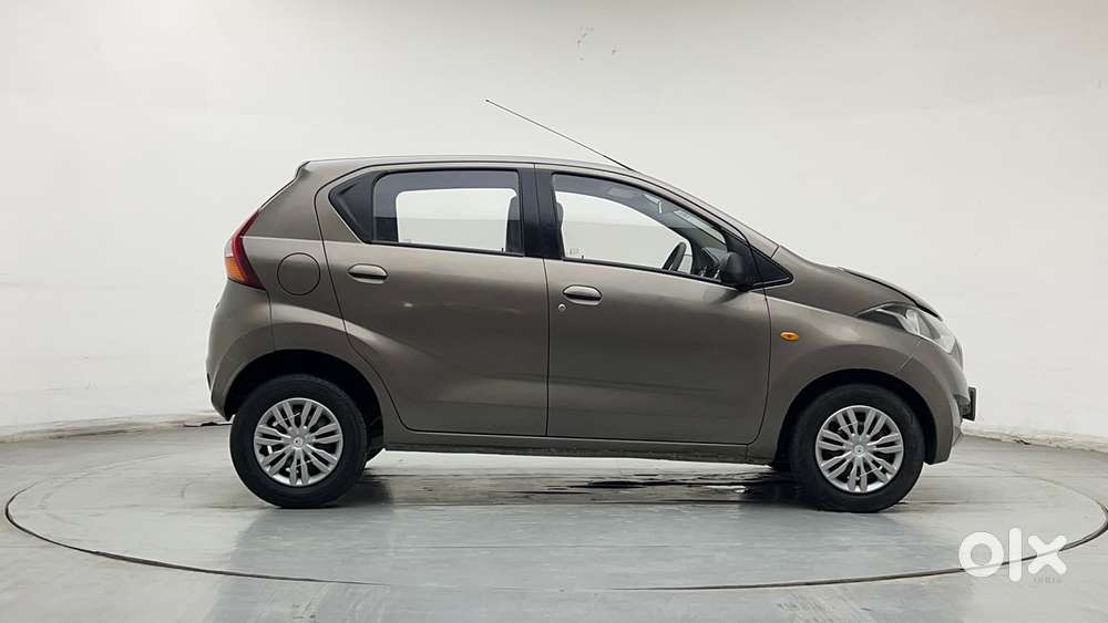 Datsun Redigo T Option, 2016, Petrol