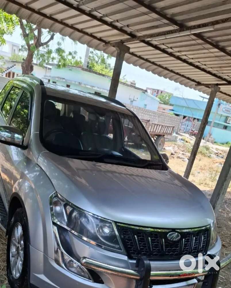 Mahindra Xuv500 Diesel 2wd 2016 Showroom Track