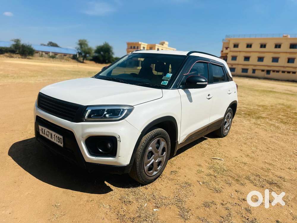 Maruti Suzuki Vitara Brezza 1.5 Vxi, 2022, Cng & Hybrids