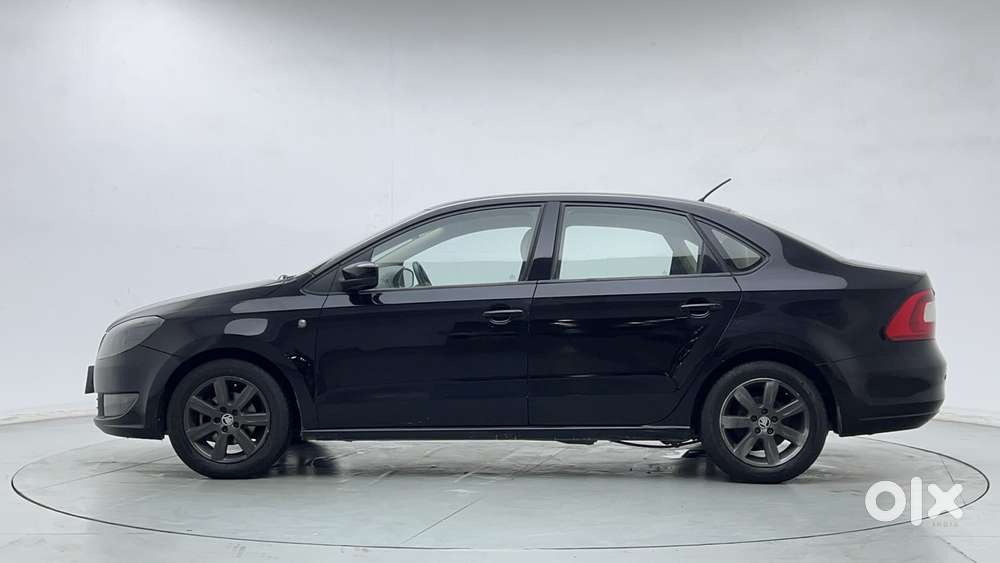 Skoda Rapid 1.6 Ambition Plus Mpi, 2014, Petrol