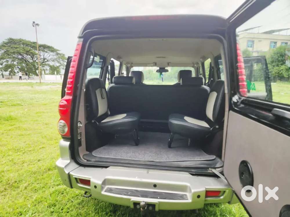 Mahindra Scorpio Classic 2011